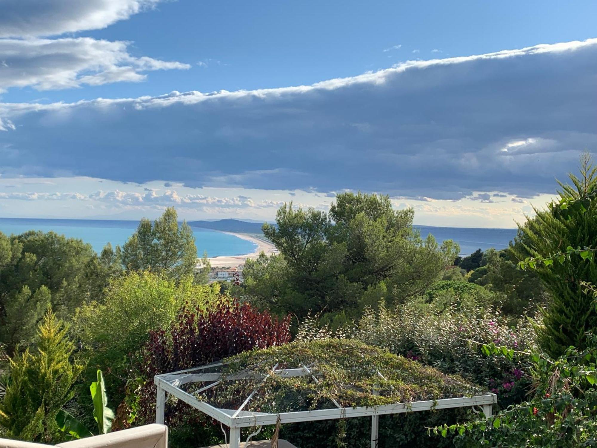 Le Lodge Saint Clair Sète Buitenkant foto